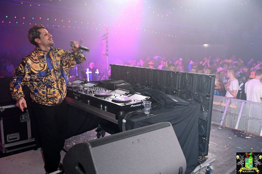 ../Images/Zaterdagavond carnaval 2026 096.jpg